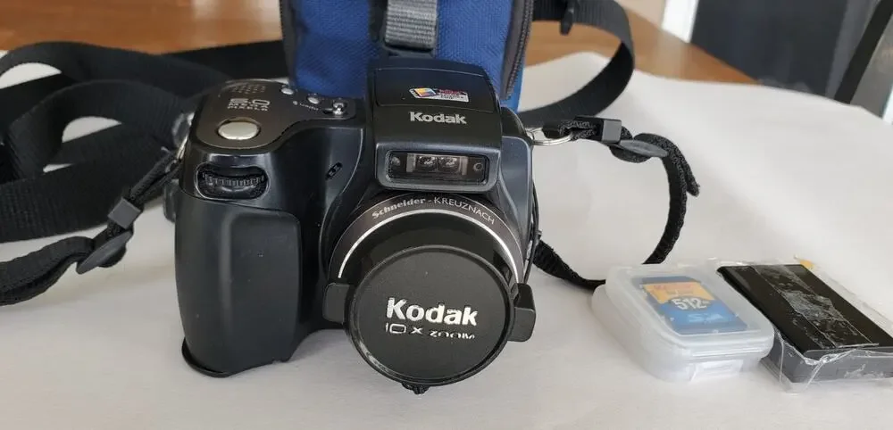 Working Kodak EasyShare DX7590 5.0 Mp With Case Extra Battery Extra SD Card